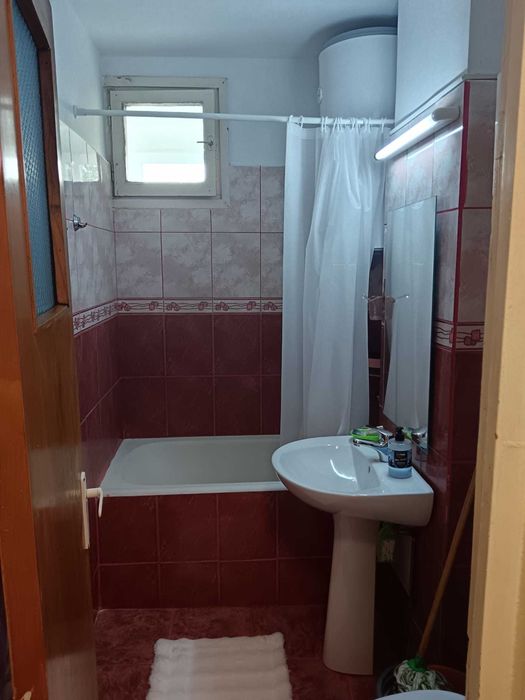 Apartament 2 camere - de inchiriat