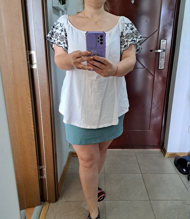 Top superb ideal pentru gravidute