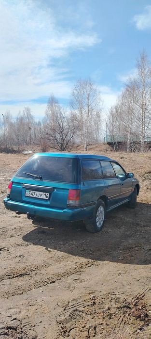 Субару Легаси 1993 года