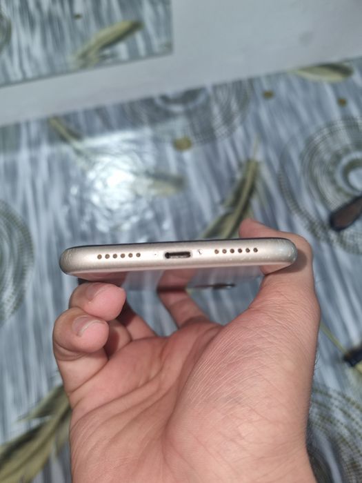 Iphone 11 (64GB LLA 74) ochilmagan