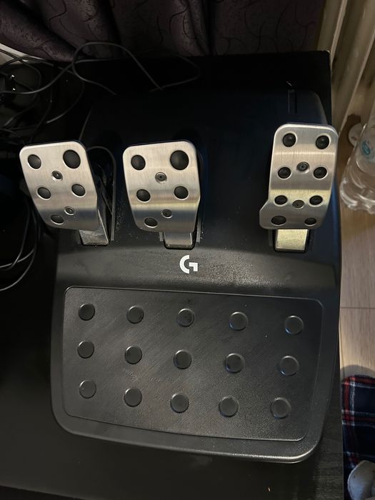 Vand volan logitech G923