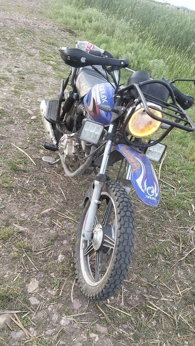 Продам мотоцикл 200 куб