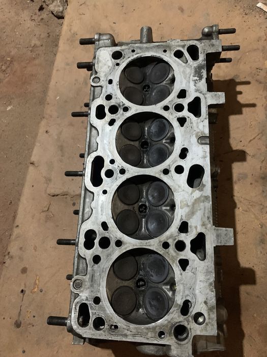 Продам на митсубиси рвр Головку 1998 года.