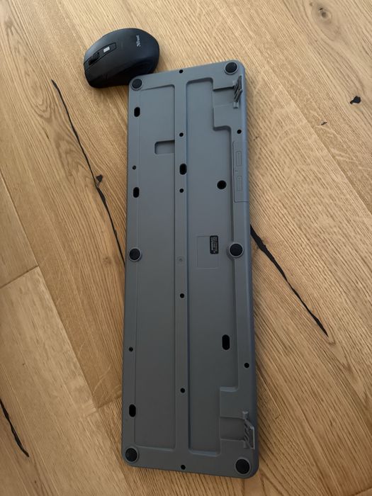 Безжична клавиатура и мишка Trust