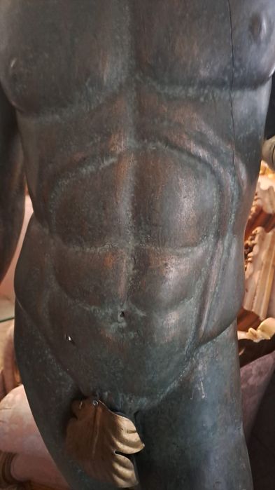Statuie cu candelabru, mărime naturală