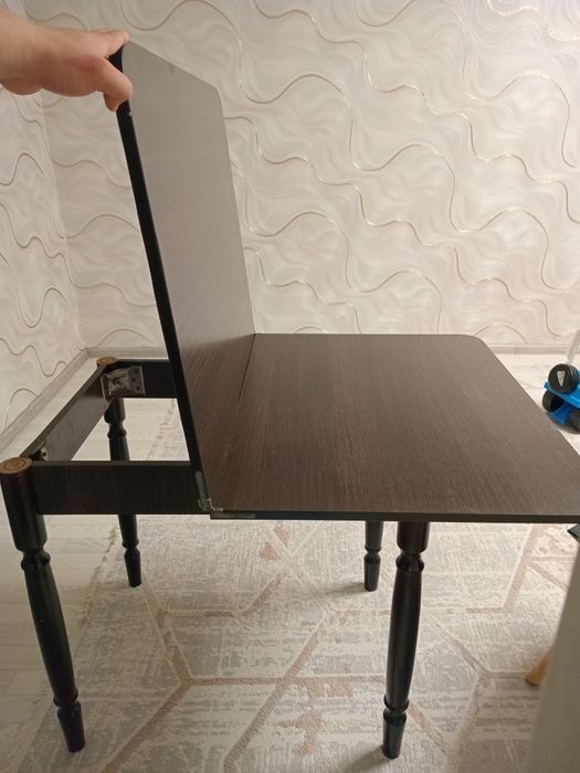 Стол раздвижной,