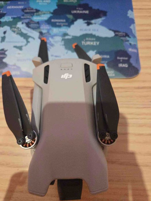 DJI Mini 3 DJI RC 128GB като нов