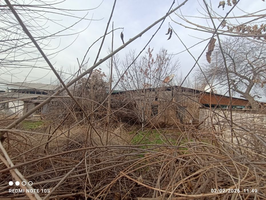 Keles suputnikda uy sotiladi