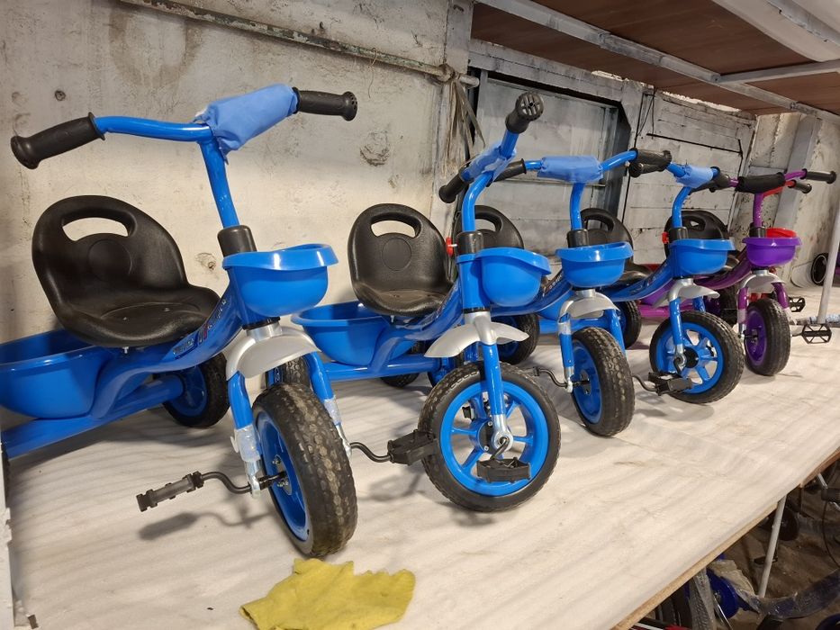 Treh kolesni bars velosipedi pradayu