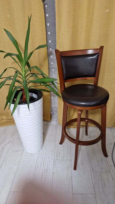 Masa si scaun de bar Mobexpert