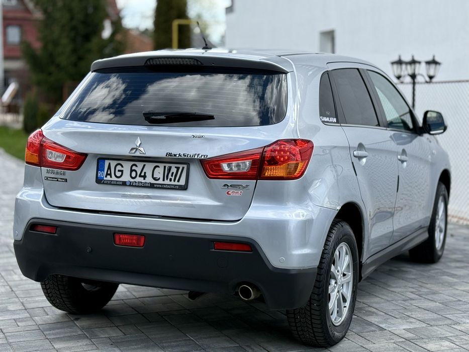 Vând Mitsubishi ASX Benzina Euro5 Climatronic Carplay