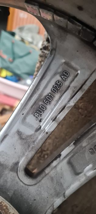 Vând jante audi Q3 A4 A6 tiguan kodiak 255/40/19