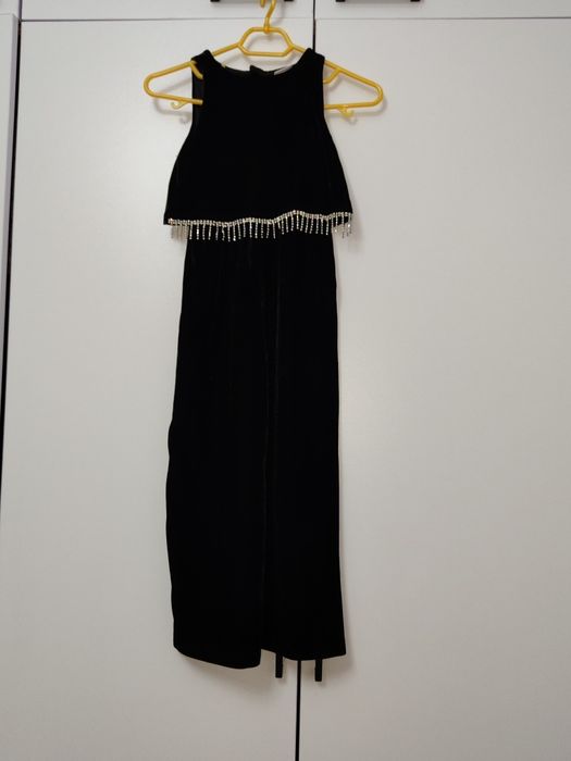 Продаётся  костюм на девочку цельный