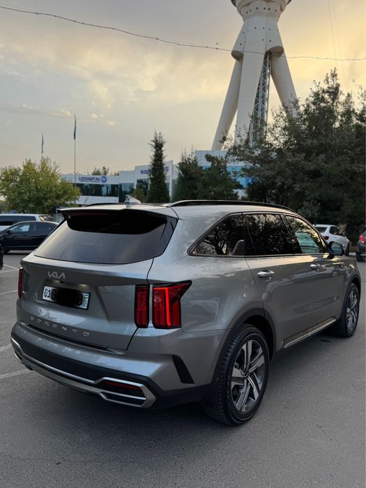 Kia Sorento 2.5 Full Black Edition 7 Kishilik 2022/2023 Srochno