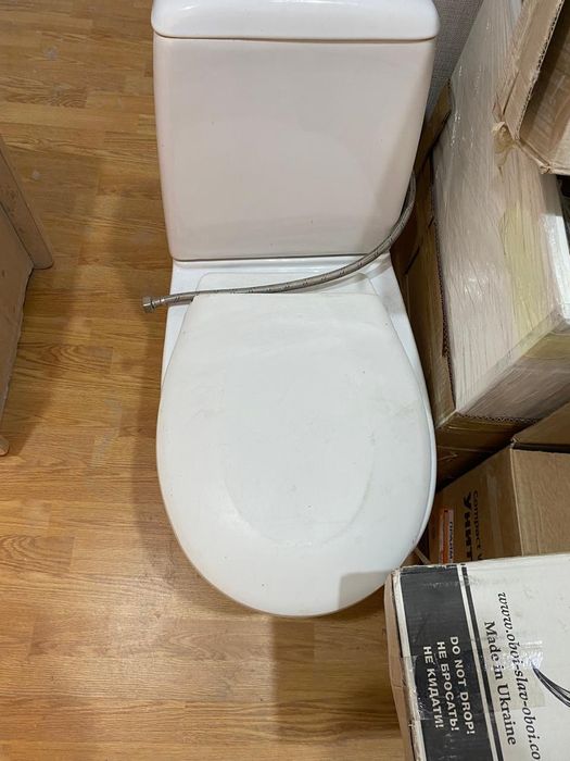 Продам унитаз цена 8 000