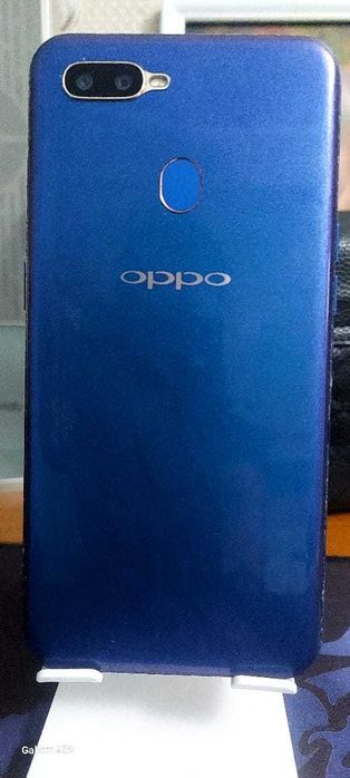 продам oppo a5s.