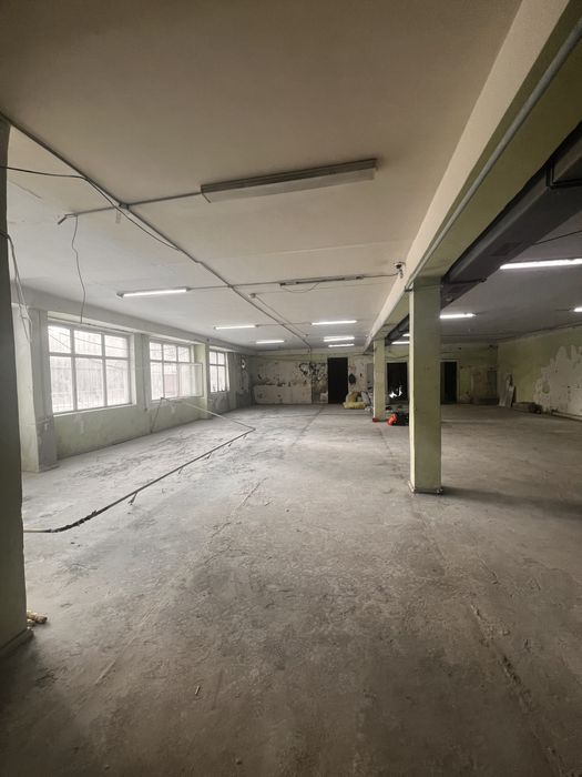 Помещение предоставляется в аренду для производства или офиса.