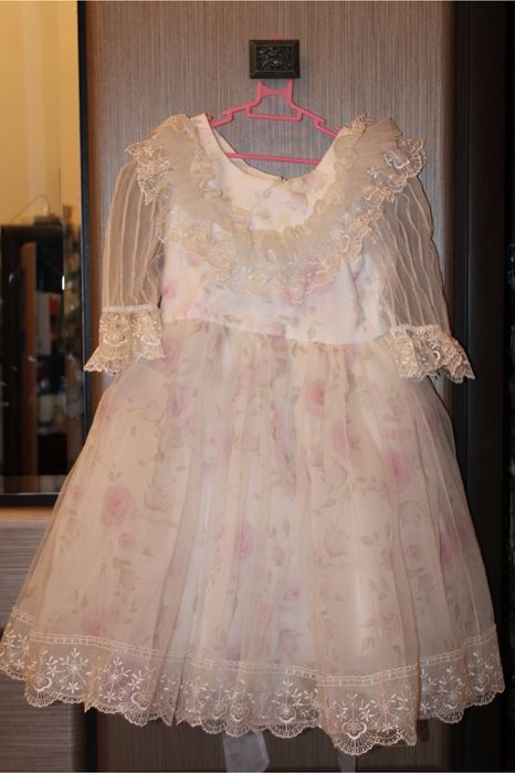 Платье детское праздничное