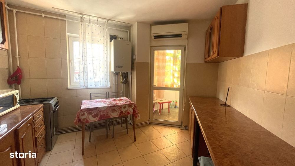 Apartament 2 camere decomandat Manastur str Primaverii