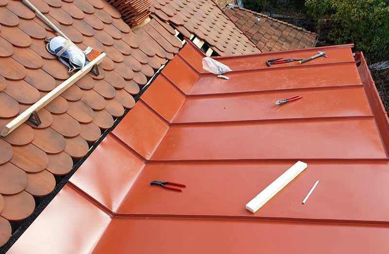Reparatii si montaj acoperisuri, dulgheri, confectii tigla metalica