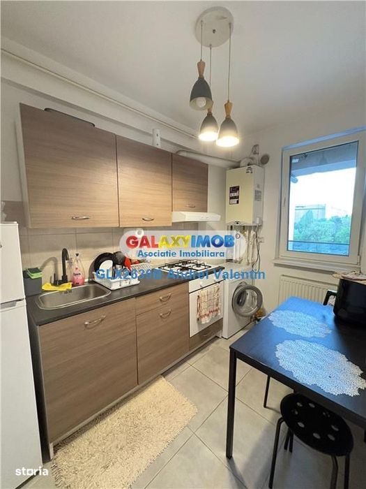 Garsoniera Bloc Nou Berceni - Metrou Dimitrie Leonida - 2 Min