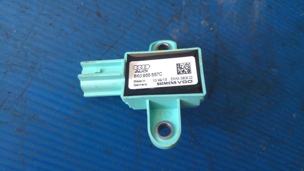 senzor impact audi a4 b8 2008-2012 8k0955557c