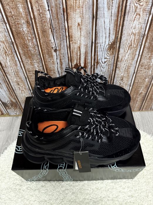 ( START VARA ) Versace Chain Reaction Black