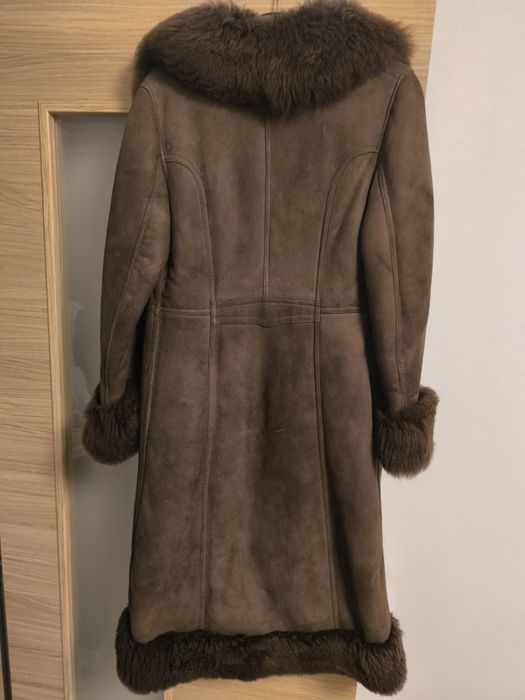 Дълго зимно палто