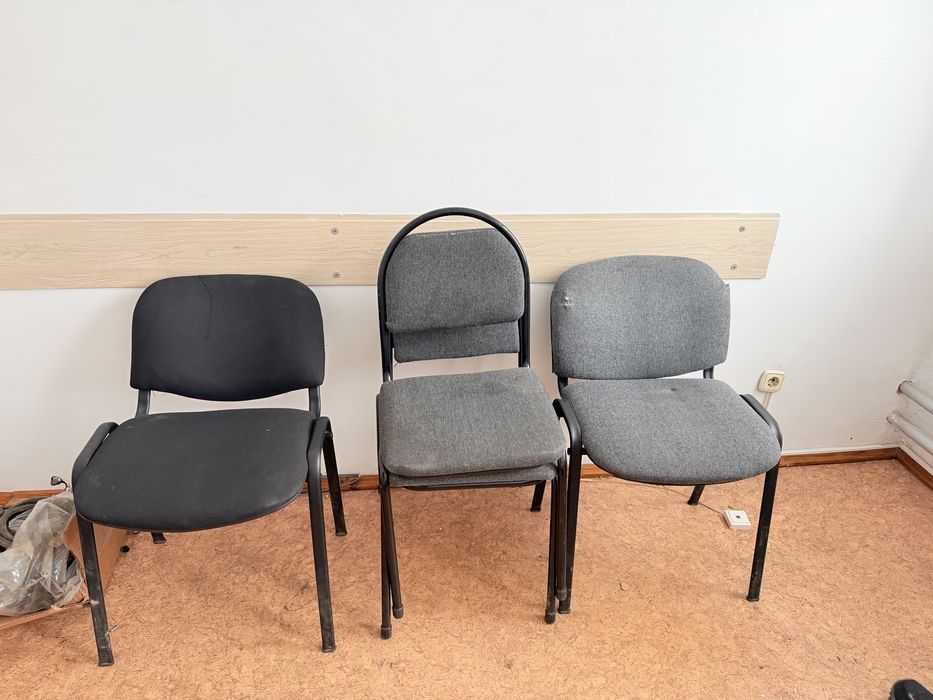 Продам стулья офисные