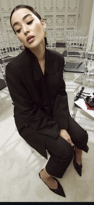 Костюм от Monochrome M