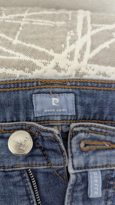 Продам джинсы Pierre cardin