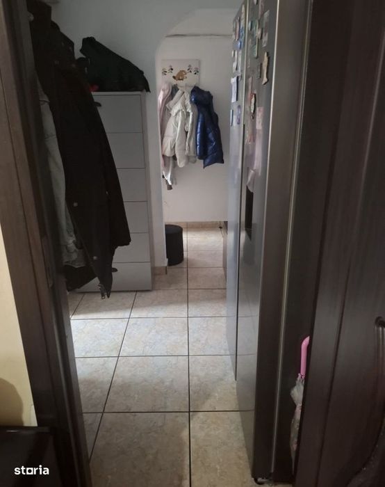 Apartament 3 camere Craiovita Materna 3/4 centrala termică