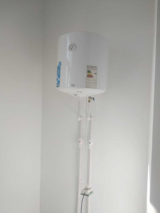 ЖАЙ САТЫЛАДЫ НӨКИС ҚАЛАСЫ. Гугил мектепке қарама қарсы дом.67m.kv.