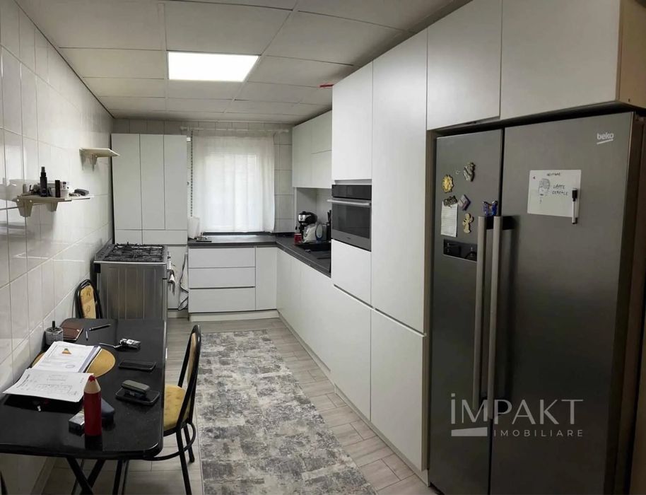 Apartament 4 camere , Calea Floresti ( persoana fizica)