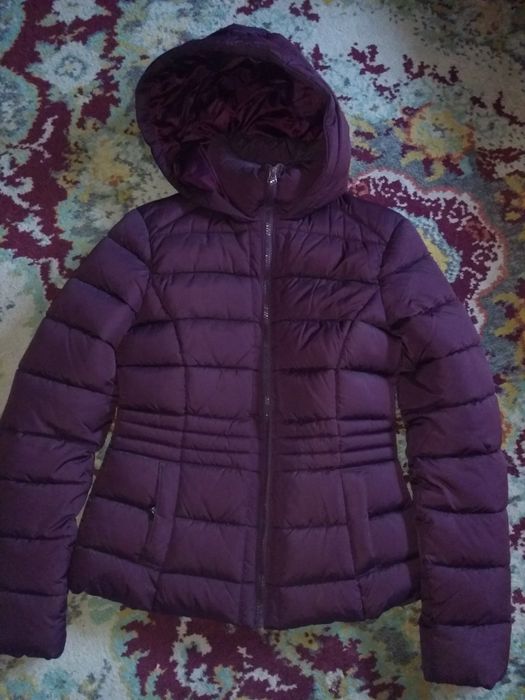 Vând geci mărimi diferite