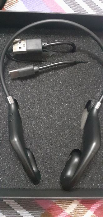 Наушники Q2новый жана