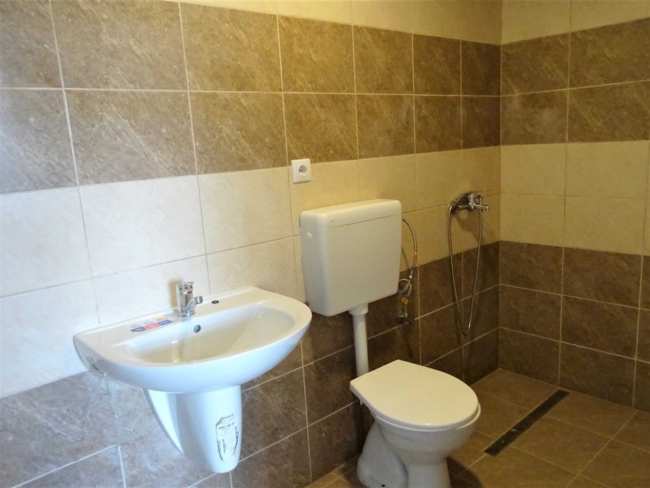 Spatiu pretabil productie, depozit, atelier + birou/apartament