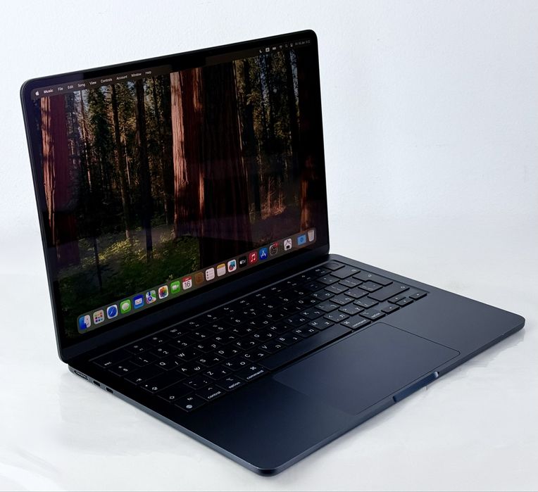 Apple MacBook Air 13 M2 8RAM 256GB Midnight 100% Батерия! Гаранция!