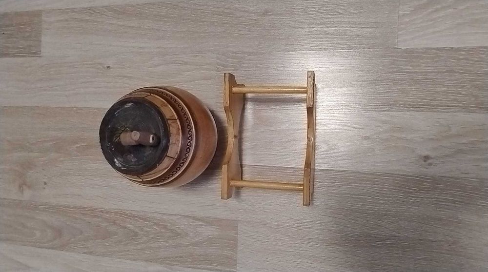 Butoiaș artizanal de lemn