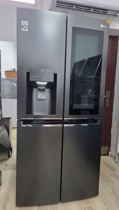 Хладилник  LG InstaView