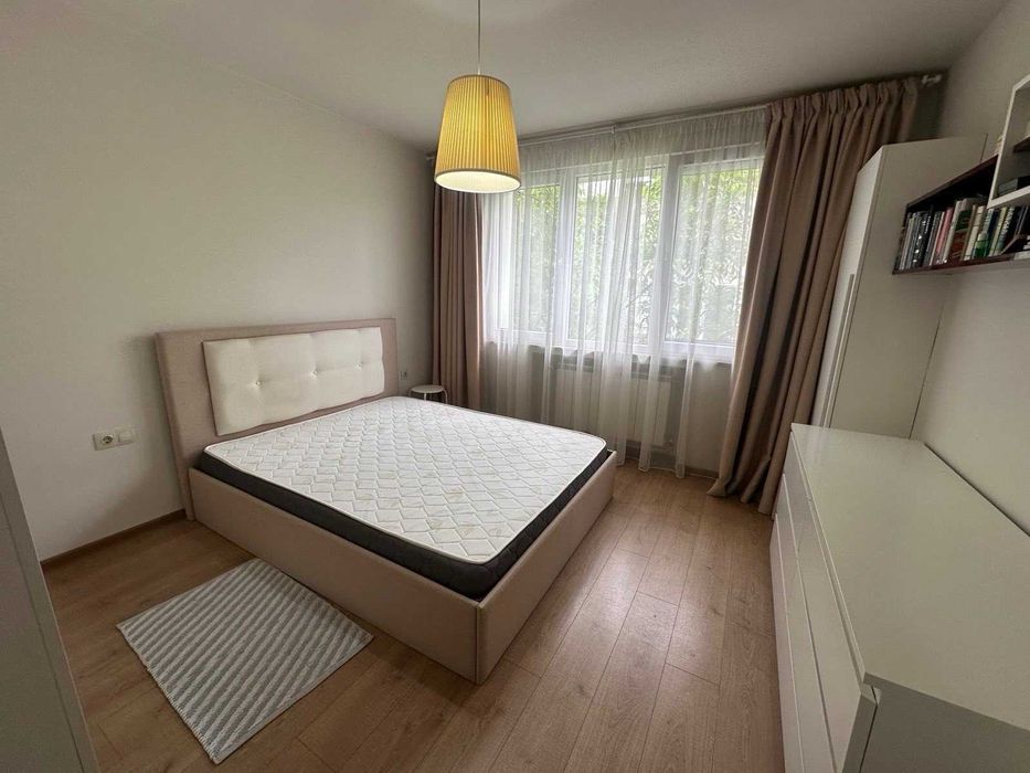 Дава се под наем Тристаен апартамент в София, Лозенец - 100 кв.м за 1120 € - Снимка #3