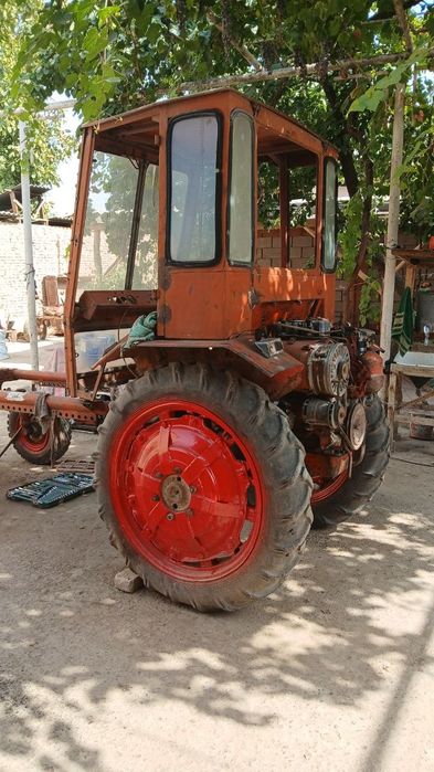 Mini traktor ,mator qilingan.