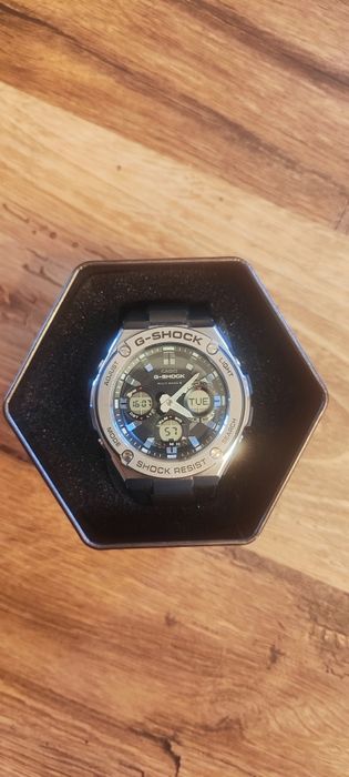 Часовник CASIO G-SHOCK G-STEEL gst-w110-1aer