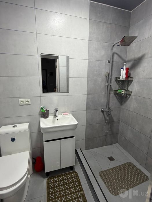 Ijaraga kvartira 1 xona Yakkasaroy 16gor balnitsani yaqin. FAQAT OILA