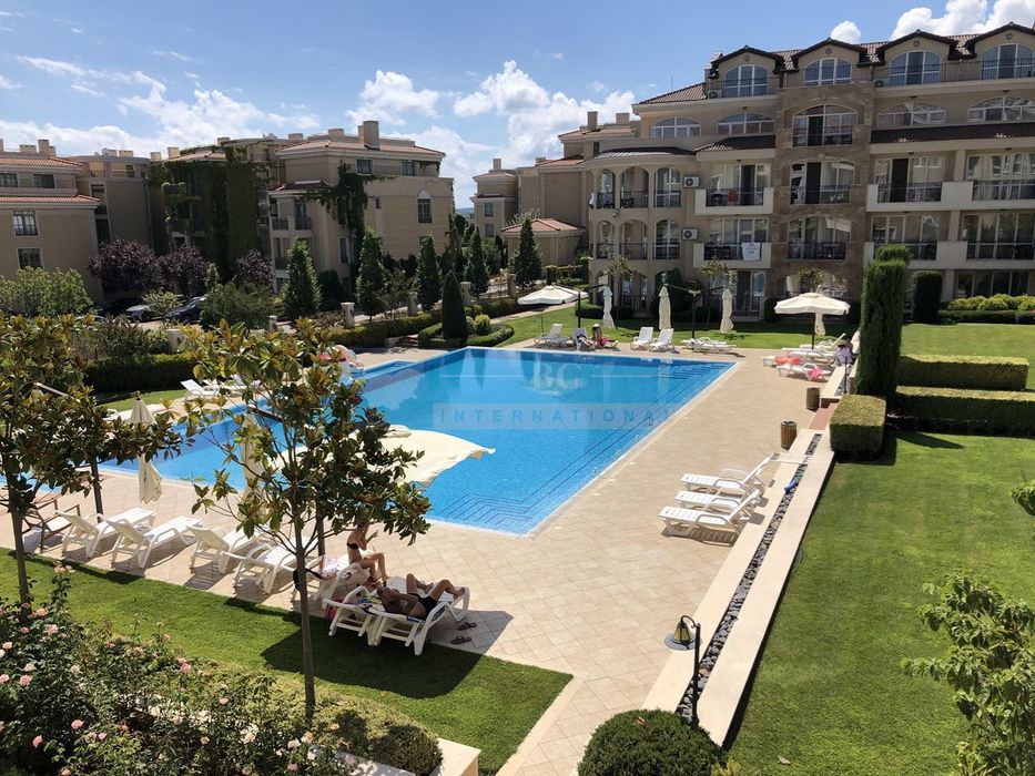 Продава се Двустаен апартамент в Черноморец - 78 кв.м за 1924 €/кв.м - Снимка #1