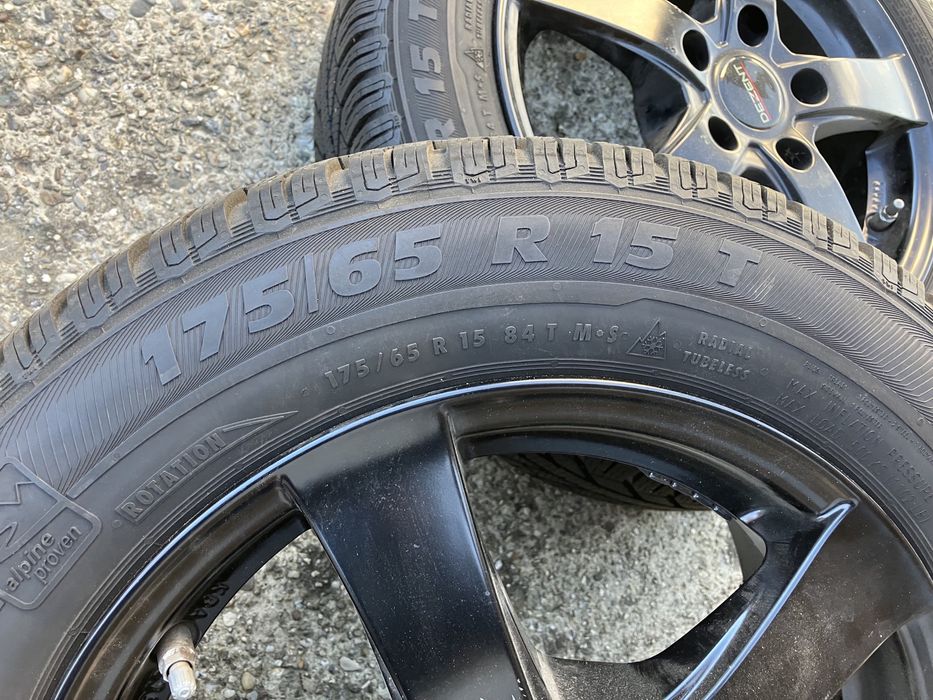 175/65 R15 iarna 6 mm in stare excelenta
