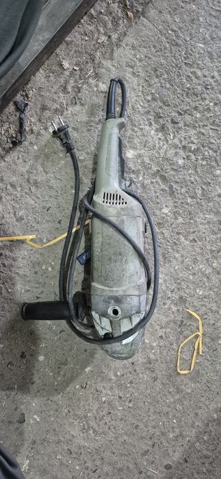 Болгарка 230диск  б/у рабочая, после ремонта .