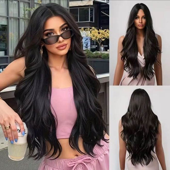 Дълга на леки къдрици черна перука без бретон