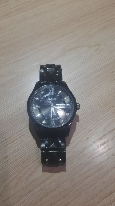 Часы Maxx черный