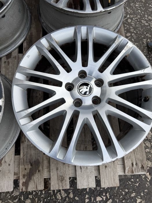 Алуминиеви джанти Skoda Superb 7.5Jx18" ET46 5X112 3T0601025H ном 304